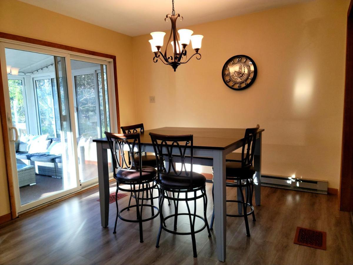 The Pocono'S Retreat With A Gameroom, Firepit, And Lake Bushkill Eksteriør billede